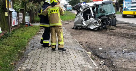 Konarzyce. Kabina z kierowcą oderwała się od ciężarówki