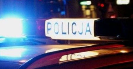 Wrocław: wypadek na Łokietka - samochód wbił się w tramwaj