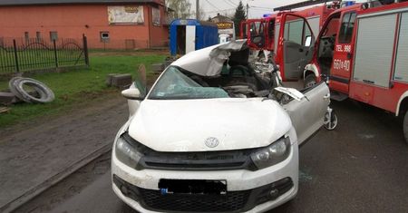 Wodzisław Śląski. Auto wjechało w koparkę
