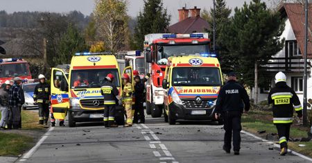 Wszystkich Świętych 2019 na drogach. Ranni w wypadkach na A4 i pod Krotoszynem