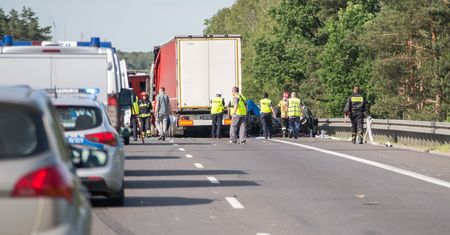 Dolnośląskie: tragiczny wypadek na S3. Zginęły dwie osoby