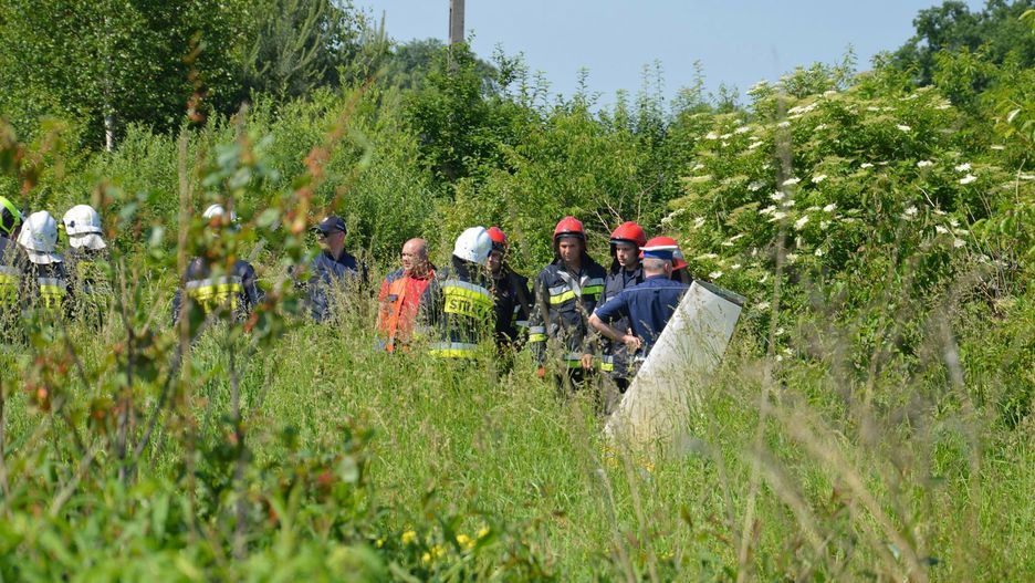 Do wypadku doszło tuż przed 10.00 na terenie lokalnego aeroklubu w okolicach miejscowości Nieborów /Bobrowniki