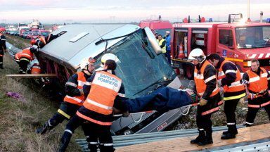 Akcja ratunkowa na miejscu wypadku