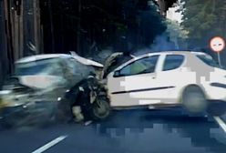 Tak się kończy wyprzedzanie na trzeciego. Nagranie z wypadku trafiło do internetu