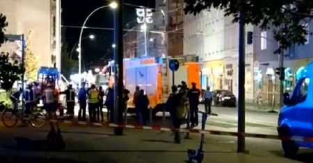 Wypadek porsche w centrum Berlina. W samochodzie siedziała Polka