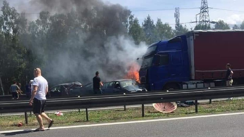 Tragedia pod Szczecinem. Rannym udzielana jest pomoc