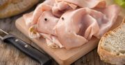 Zmora PRL wraca do łask. 5 pomysłów na dania z mortadelą