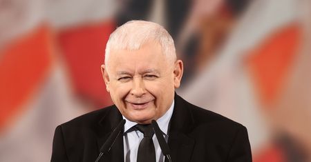 Kaczyński chce budować nowy podmiot. "Przejadą się na tym"