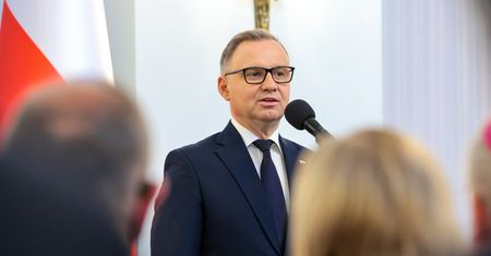 Świadczenie lokalowe i premie powodziowe. Prezydent podpisał specustawę