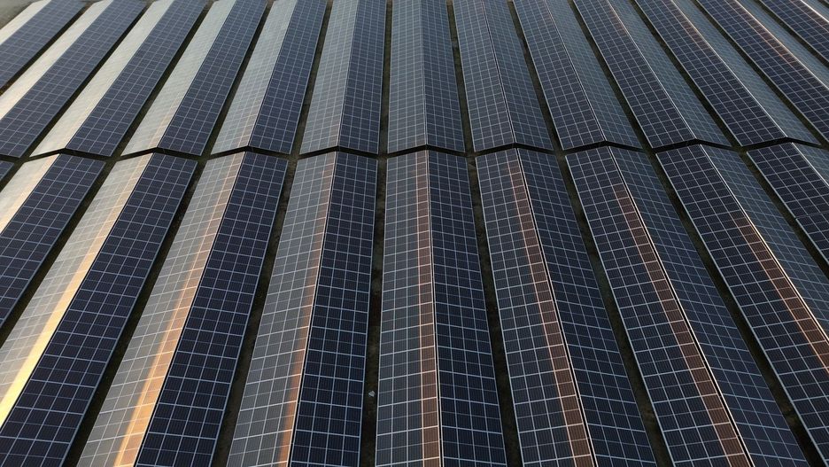 PepsiCo pod Środą Śląską. Zakład i panele fotowoltaiczne