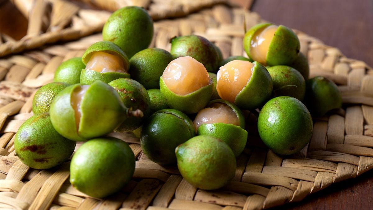 Tropikalny owoc mamoncillo