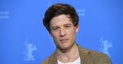 James Norton rozebrał się w sztuce, widz zrobił fotkę. Czym to się skończy?