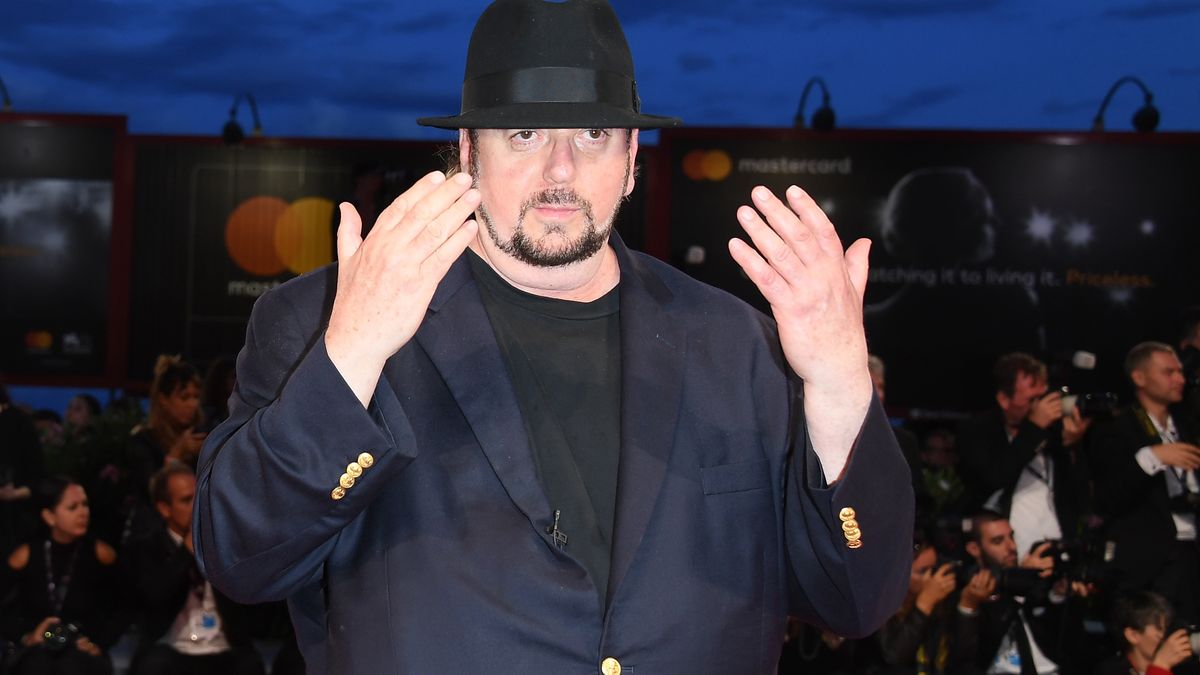 The Leisure Seeker (Ella & John) Premiere - 74th Venice Film FestivalVENICE, ITALY - SEPTEMBER 03:  James Toback from 'The Private Life Of A Modern Woman' walks the red carpet ahead of the 'The Leisure Seeker (Ella & John)' screening during the 74th Venice Film Festival at Sala Grande on September 3, 2017 in Venice, Italy.  (Photo by Venturelli/WireImage)Daniele Venturelli
