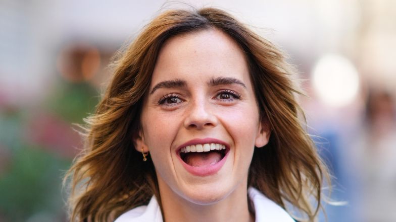 Emma Watson prezentuje krótką fryzurę w kampanii Prady