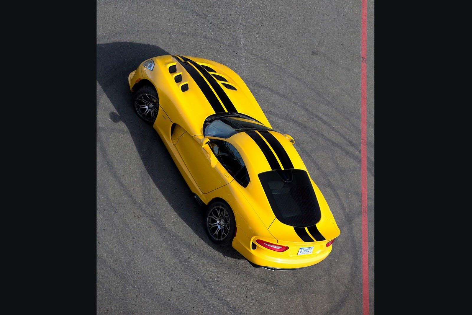 2013 SRT Viper - w żółci, czerwieni, czerni i niebieskim [aktualizacja] 63