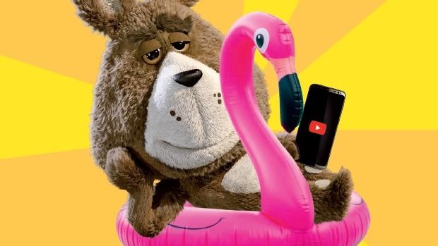 Nie szukaj Wi-Fi! Plush rozdaje pakiety internetowe – nawet 30 GB za darmo na wakacje