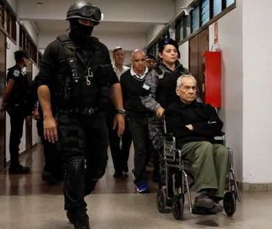 Argentyna. Surowe wyroki dla dwóch księży. Gwałcili dzieci w szkolnych łazienkach
