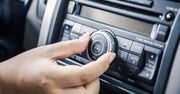 Ściszasz radio w samochodzie wykonując trudniejszy manewr?
