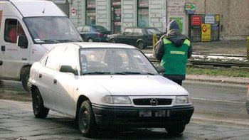 Radni mają abonamenty za 25 zł, a reszta kierowców płaci, jak za zboże