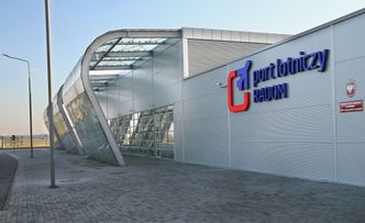 Linie lotnicze nie mają wątpliwości. Latanie z Radomia zagraża ich istnieniu