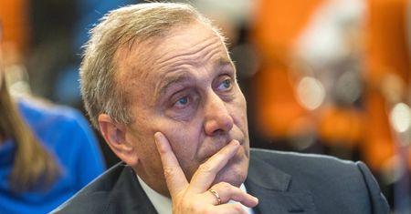 Schetyna chciał armii, zebrał brygadę. Wiemy, ilu ludzi przypilnuje wyborów