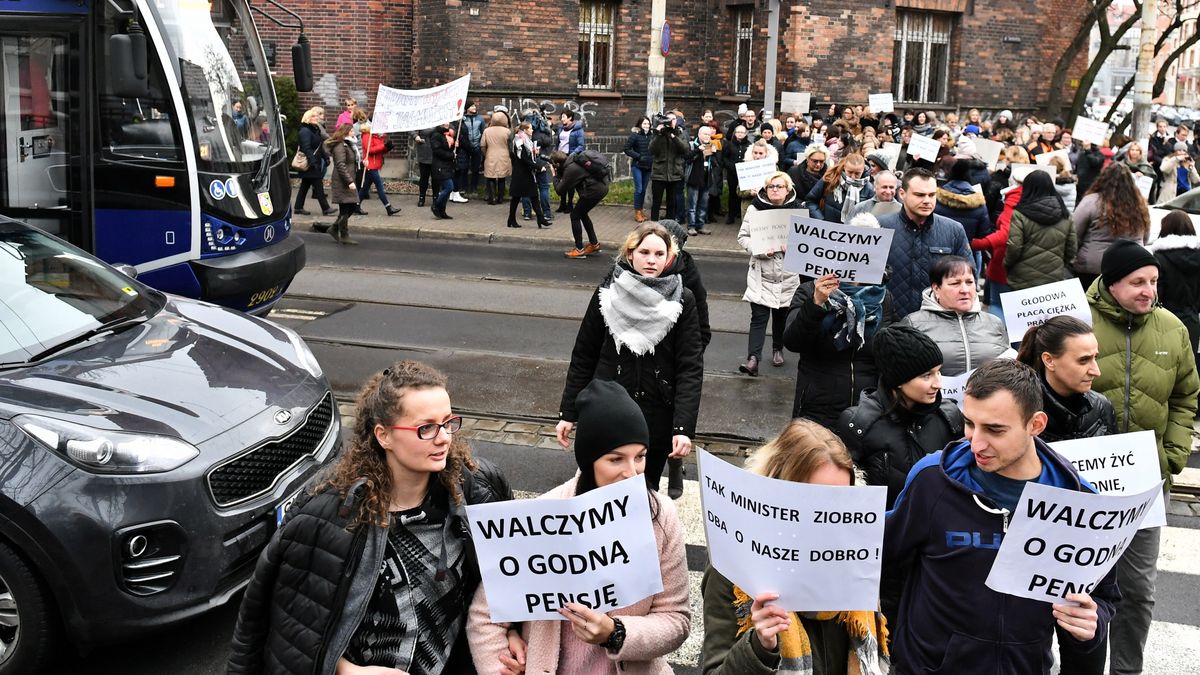Protest pracowników sądowych we Wrocławiu