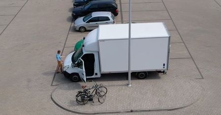 Wrocław. Pionierski Book Truck. Tajne Komplety z kulturą na wynos