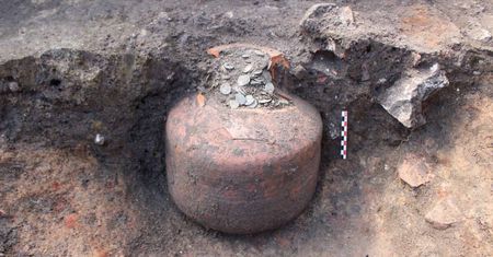 Dzban skrywał fortunę Rzymian. Archeolodzy odkopali 40 tys. monet