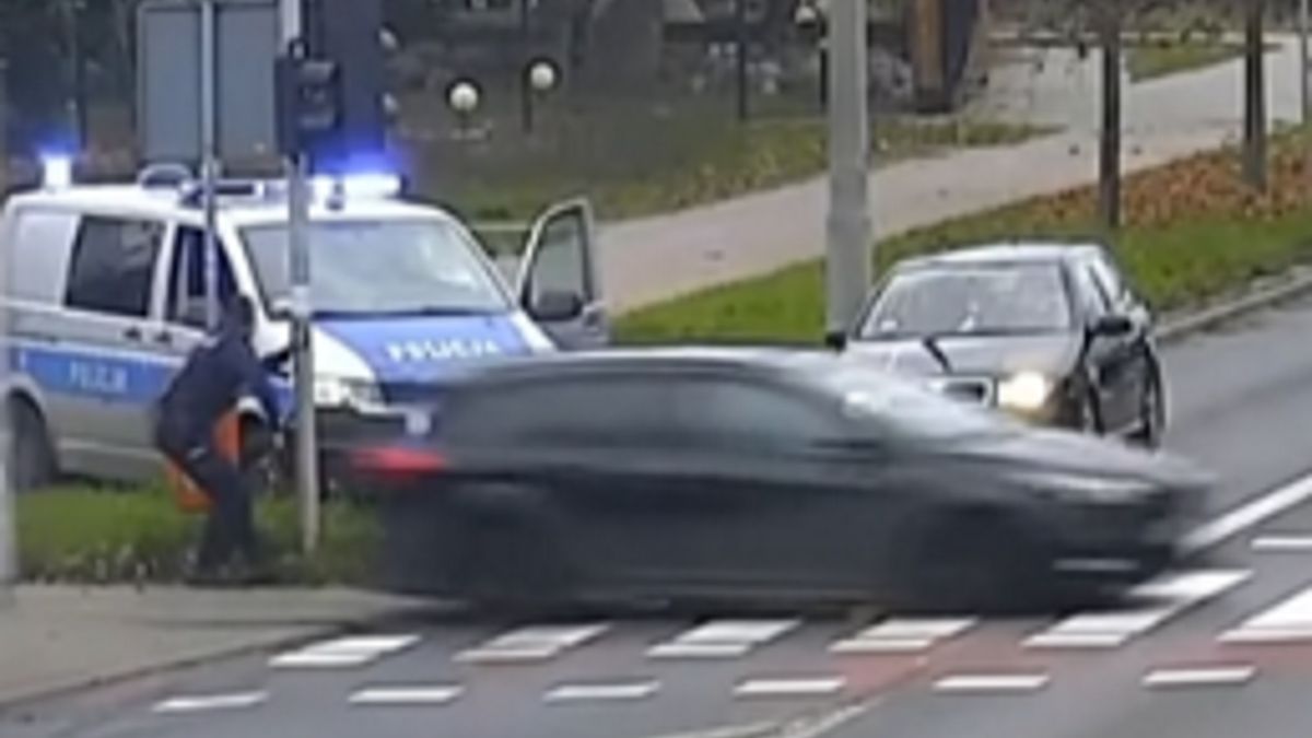 Policjanci gonili pirata