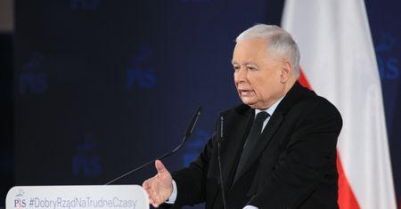 Nowy sondaż. Dwie partie notują wzrost poparcia