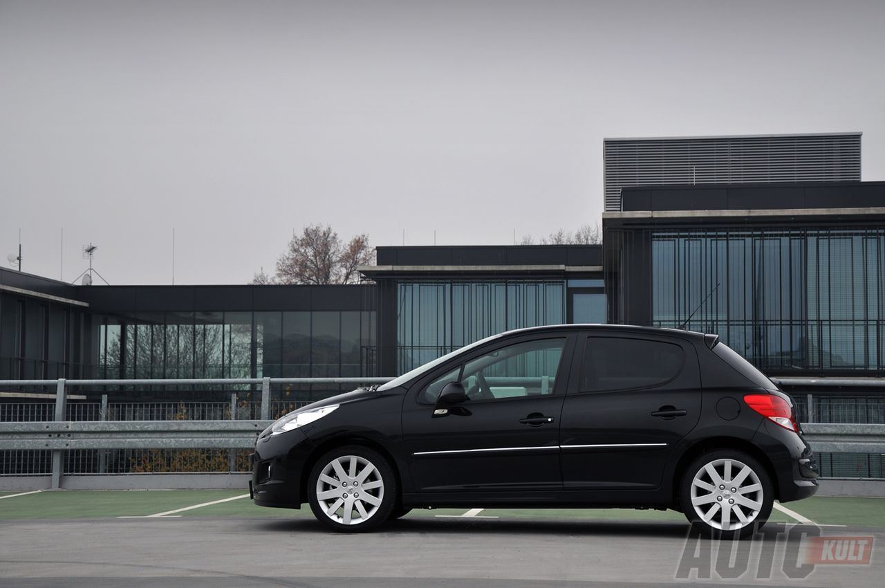 Peugeot 207 1,6 THP Allure