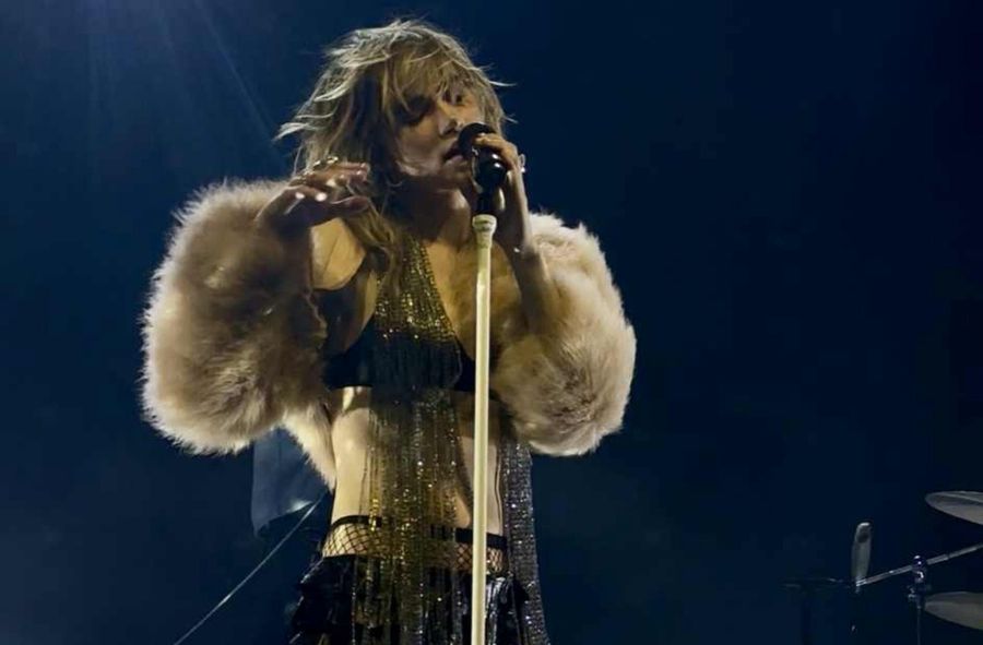Suki Waterhouse to kolejna main pop girl. Poleciałem za nią do L