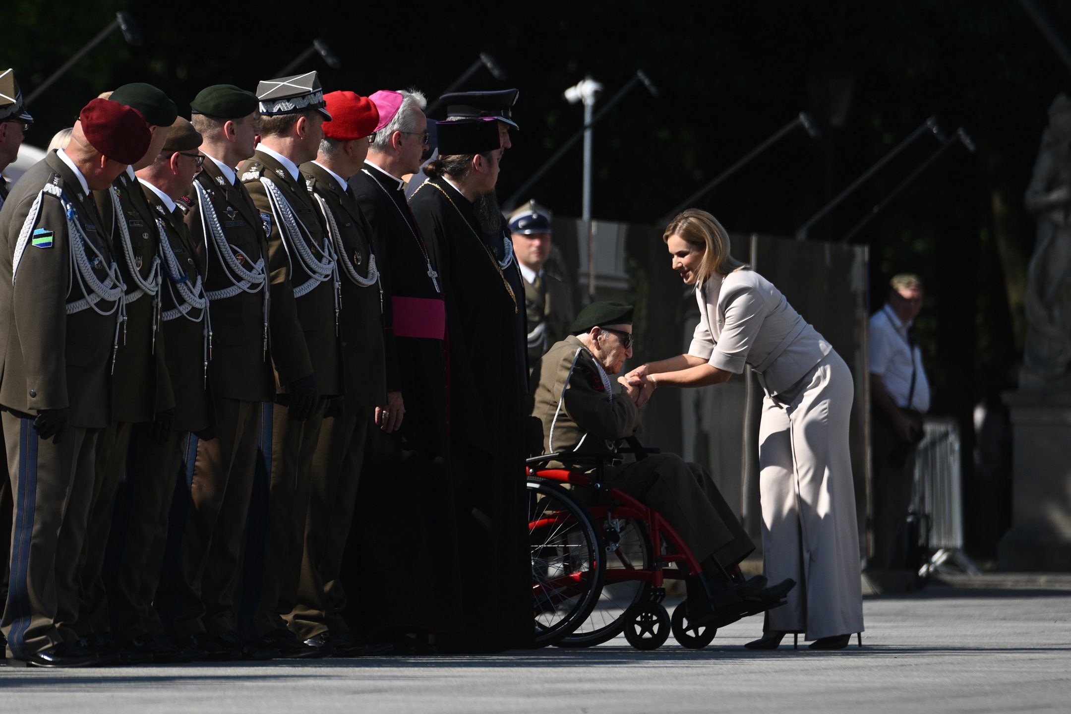 Marta Nawrocka przywitała weterana