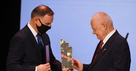 Glapiński z nagrodą od Dudy. Dobitny komentarz
