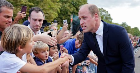 Kilkulatka zaskoczyła księcia Williama. Nagranie obiegło cały świat