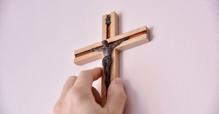 Nauczyciel na rekolekcjach z uczniami. "To jak wyjście do teatru"