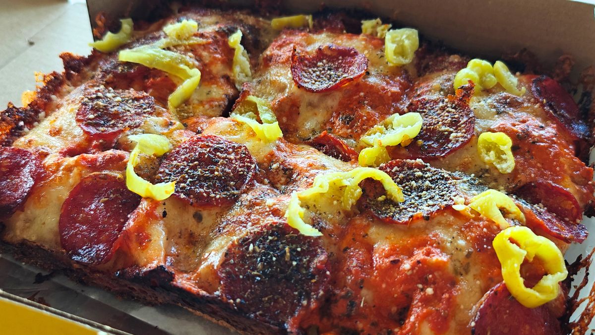 Dzień pizzy - "Kwadratowy pies"