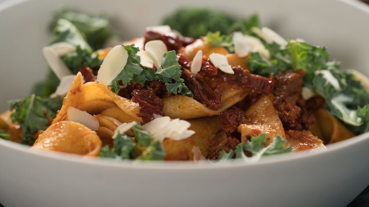 Najlepszy przepis na makaron z sosem migdałowym