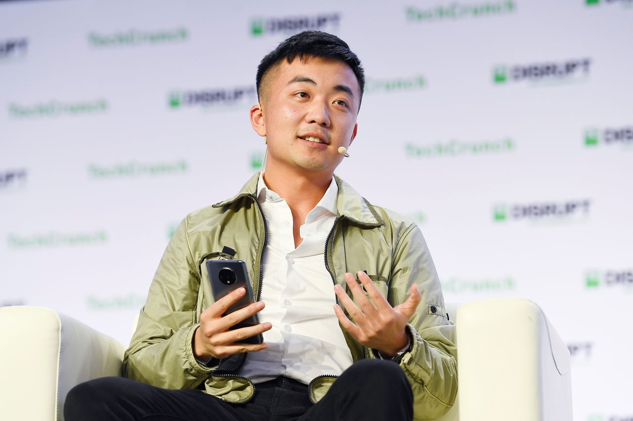 Współzałożyciel OnePlusa odchodzi z firmy. Carl Pei założy nowy biznes