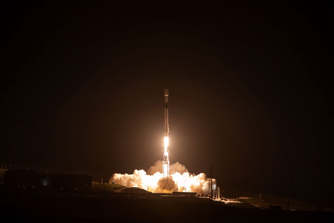 Launch of the SpaceX Falcon 9 rocket from the military base in California on March 11, 2025