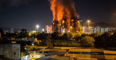 Hongkong. Bilans ofiar pożaru rośnie. Śledczy badają przyczyny