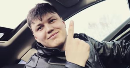 Zaprosił partnerkę z Rosji. "Postępował głupio". Kulisy śmierci pilota