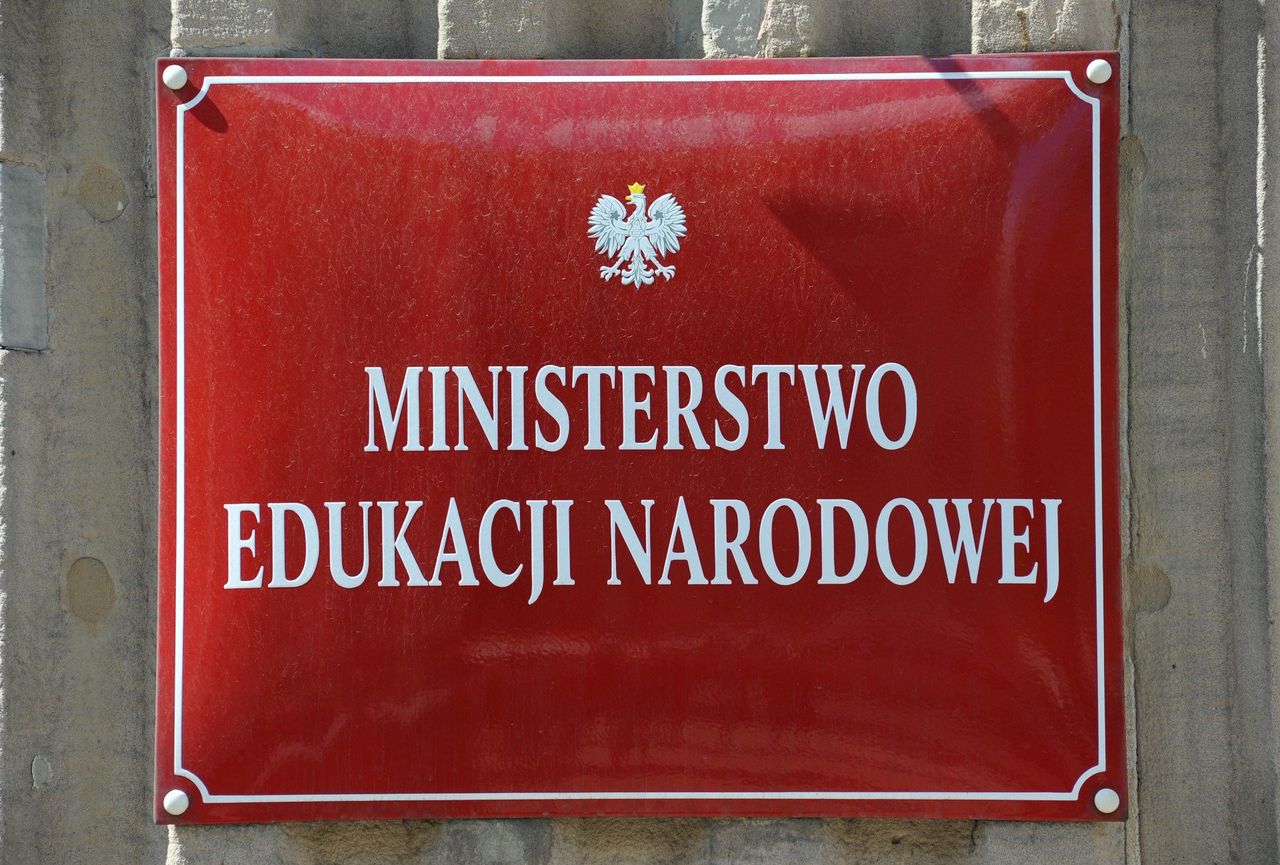 Niepewna przyszłość flagowego pomysłu MEN. Dziś może zapaść decyzja