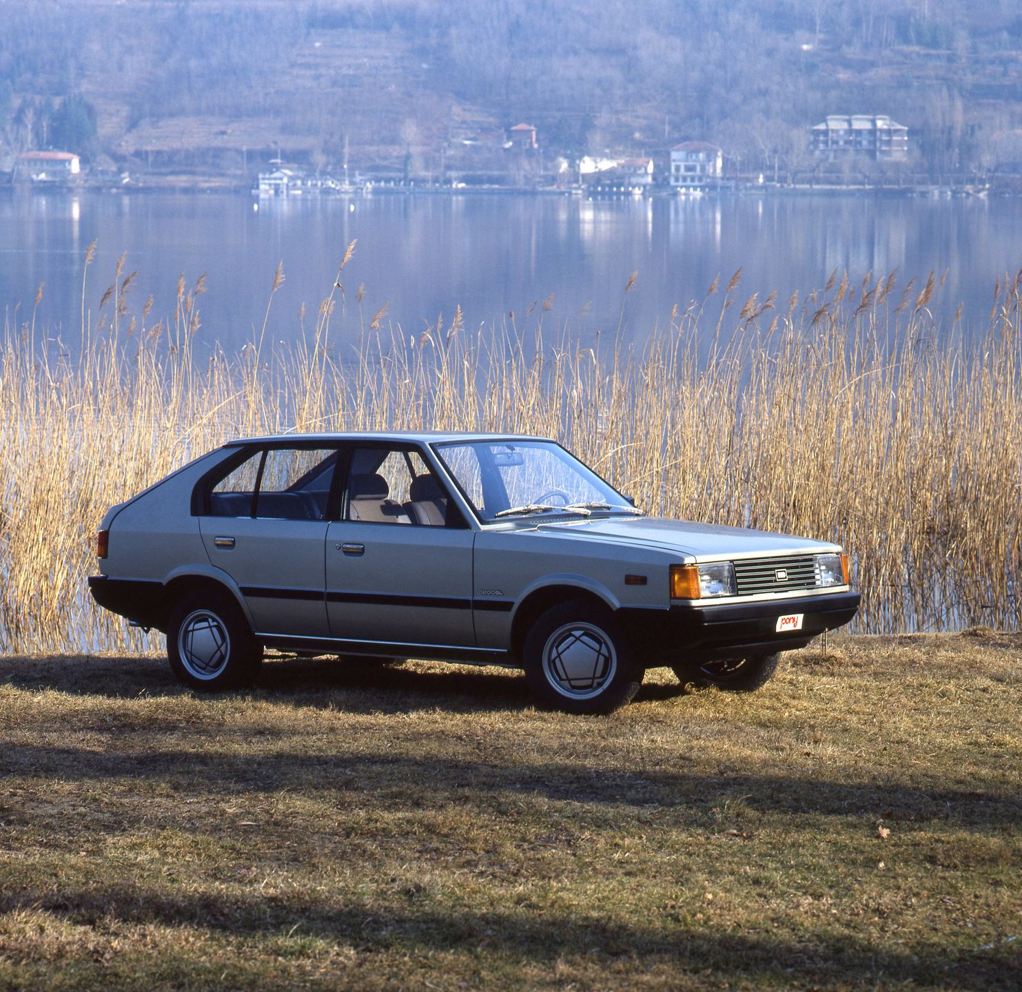 Hyundai Pony 4