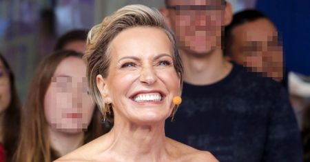 Paulina Smaszcz wije się w samej BIELIŹNIE: "Nie wstydzę się swojego ciała, nie wstydzę się swojego wieku"