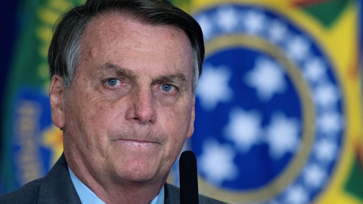 Prezydent Brazylii Jair Bolsonaro trafił do szpitala. Od 10 dni zmaga się z atakiem czkawki