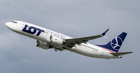 Usterka w 737 MAX: Boeing wiedział od 2024 r., linie ostrzegł później