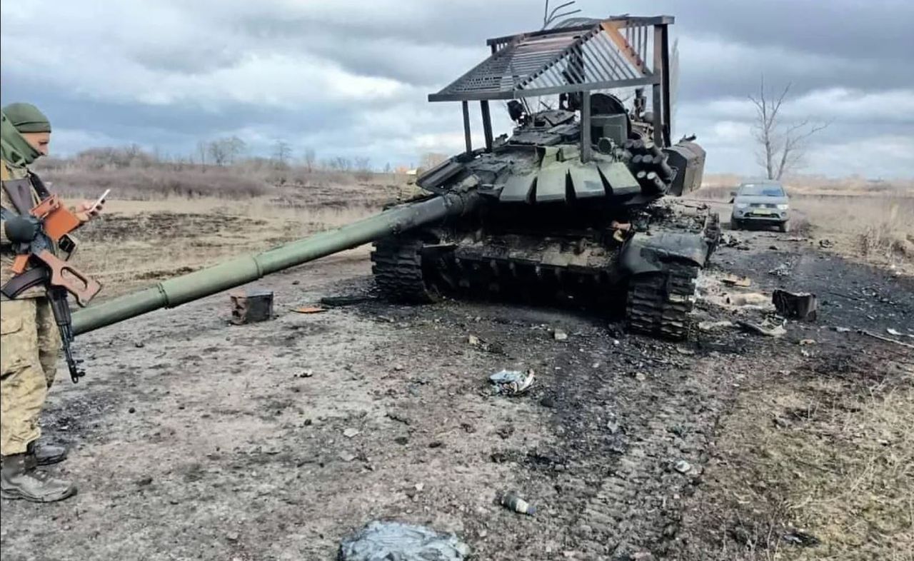 Rosyjski czołgista krytykuje klatki na pojazdach armii Putina