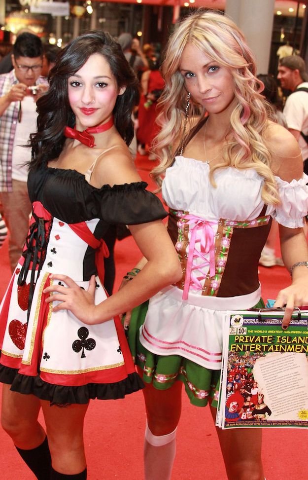 Niezwykłe przebrania uczestników konwentu Comic-Con 2011 12