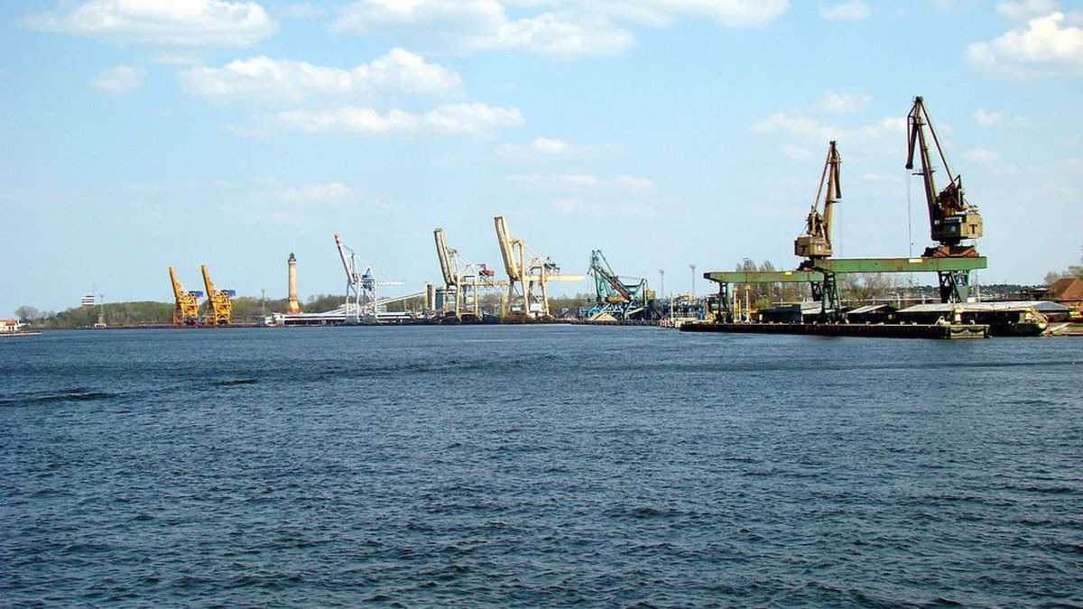 Kontrowersje wokół rozbudowy portu w Świnoujściu